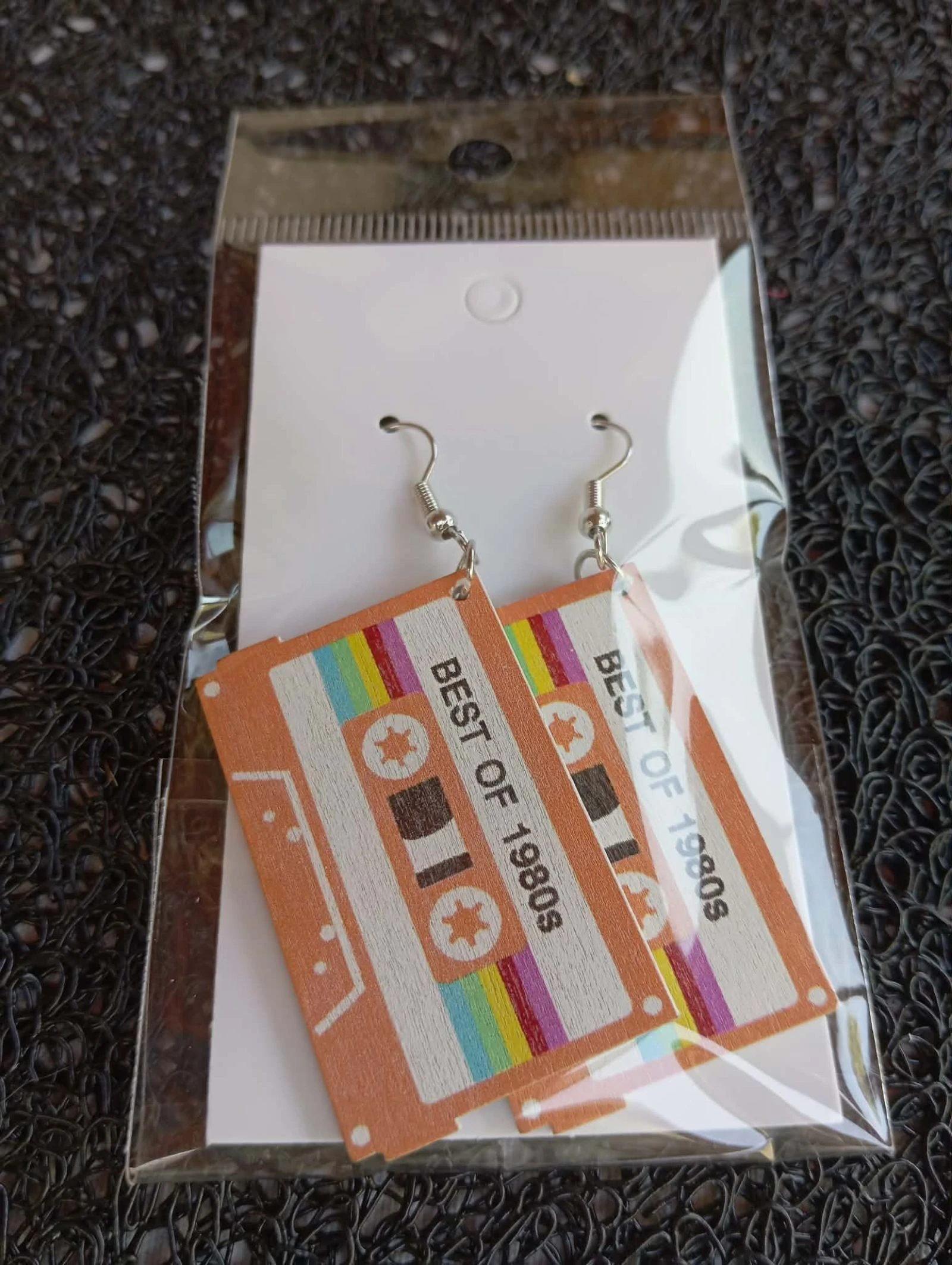 Boucles d'oreilles pendantes en forme de cassette audio orange rétro disco année 80  – photo 2